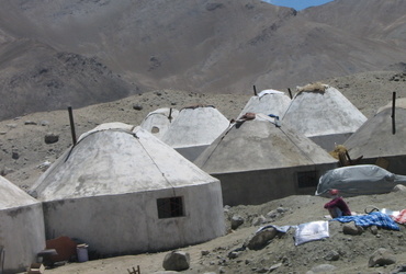 Aigul Hakimova in Damjan Jevšnik: Kirgizistan - Kirgizija <em>Foto: Društvo popotnikov Vagant</em>