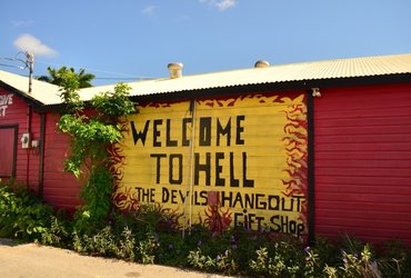 DELO IN ŽIVLJENJE NA KRIŽARKI