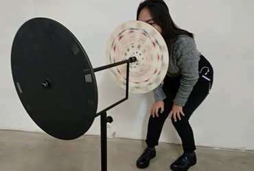 OTVORITEV RAZSTAVE OPTIČNIH IGRAČ