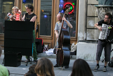 Ana Mrzla - Papir n muzika