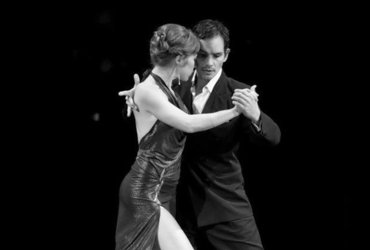 Mali mestni ples: Tango Café 