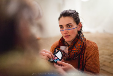 Edina prebivalka svojega plemena / Babičine pravljice <em>Foto: Dejan Bulut / © Narodni dom Maribor</em>