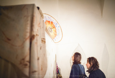 Edina prebivalka svojega plemena / Babičine pravljice <em>Foto: Dejan Bulut / © Narodni dom Maribor</em>