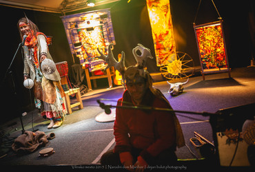 Edina prebivalka svojega plemena / Babičine pravljice <em>Foto: Dejan Bulut / © Narodni dom Maribor</em>