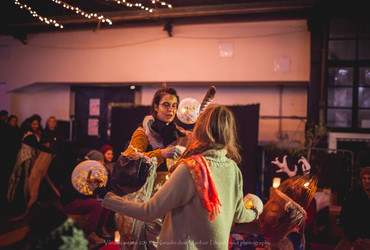 Edina prebivalka svojega plemena / Babičine pravljice <em>Foto: Dejan Bulut / © Narodni dom Maribor</em>