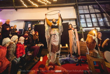 Edina prebivalka svojega plemena / Babičine pravljice <em>Foto: Dejan Bulut / © Narodni dom Maribor</em>