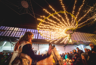 Edina prebivalka svojega plemena / Babičine pravljice <em>Foto: Dejan Bulut / © Narodni dom Maribor</em>