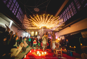 Edina prebivalka svojega plemena / Babičine pravljice <em>Foto: Dejan Bulut / © Narodni dom Maribor</em>