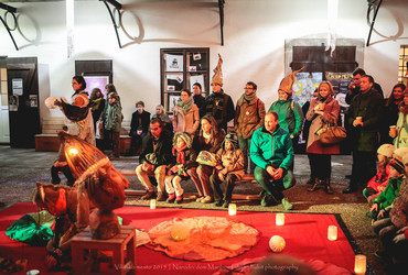 Edina prebivalka svojega plemena / Babičine pravljice <em>Foto: Dejan Bulut / © Narodni dom Maribor</em>