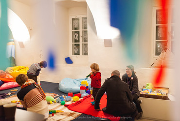 Majhne glave, velike ideje! <em>Foto: © Dejan Bulut / Arhiv Narodni dom Maribor</em>