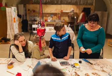 Majhne glave, velike ideje! <em>Foto: © Dejan Bulut / Arhiv Narodni dom Maribor</em>