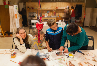 Majhne glave, velike ideje! <em>Foto: © Dejan Bulut / Arhiv Narodni dom Maribor</em>