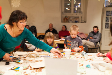 Majhne glave, velike ideje! <em>Foto: © Dejan Bulut / Arhiv Narodni dom Maribor</em>