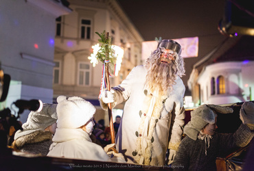 Vilinsko mesto - zadnjič v 2015 <em>Foto: Dejan Bulut © Narodni dom Maribor</em>