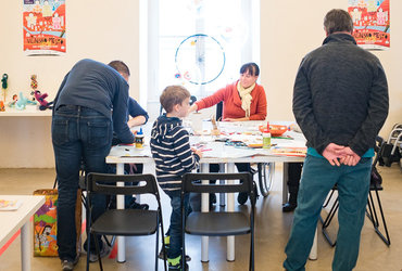 Lutkovna predstava MODRI KRALJ INUS & ustvarjalnice <em>Foto: Boštjan Vertuš</em>