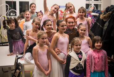 Plesna produkcija SANJSKO KOLO & koncert URŠKA GAJŠT & IGOR BEZGET <em>Foto: Boštjan Vertuš</em>