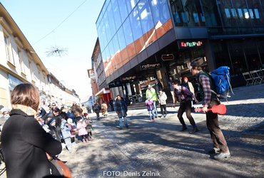 Ana Mrzla: Izlet <em>Foto: Denis Zelnik</em>