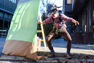 Ana Mrzla: Izlet <em>Foto: Denis Zelnik</em>