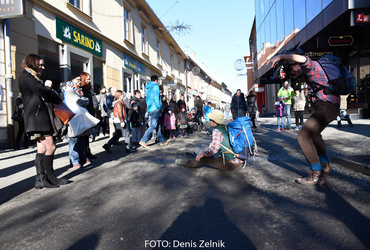 Ana Mrzla: Izlet <em>Foto: Denis Zelnik</em>