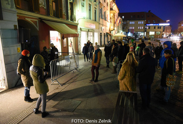 Ana Mrzla: Nezaželeni prišleki <em>Foto: Denis Zelnik</em>