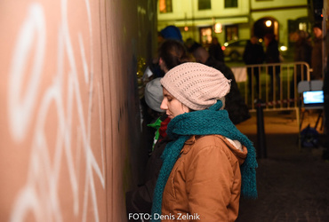 Ana Mrzla: Nezaželeni prišleki <em>Foto: Denis Zelnik</em>