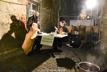 Ana Mrzla: Nezaželeni prišleki <em>Foto: Denis Zelnik</em>