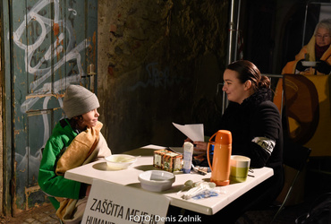 Ana Mrzla: Nezaželeni prišleki <em>Foto: Denis Zelnik</em>