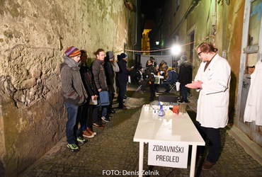 Ana Mrzla: Nezaželeni prišleki <em>Foto: Denis Zelnik</em>