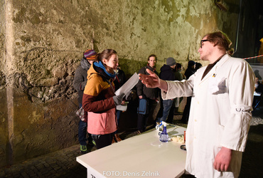 Ana Mrzla: Nezaželeni prišleki <em>Foto: Denis Zelnik</em>