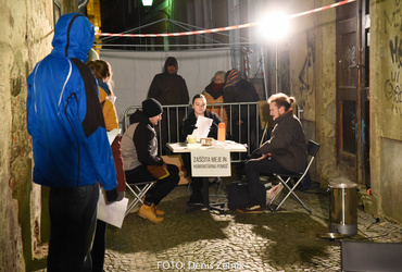 Ana Mrzla: Nezaželeni prišleki <em>Foto: Denis Zelnik</em>