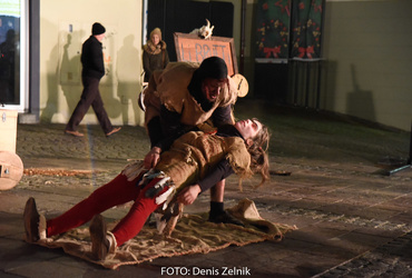 Ana Mrzla: Suroveža <em>Foto: Denis Zelnik</em>