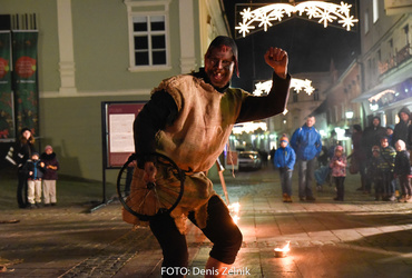 Ana Mrzla: Suroveža <em>Foto: Denis Zelnik</em>