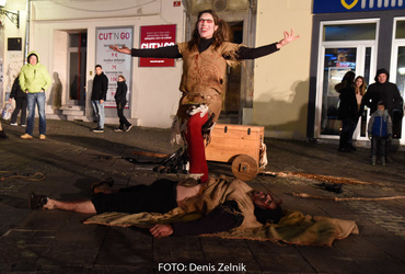 Ana Mrzla: Suroveža <em>Foto: Denis Zelnik</em>