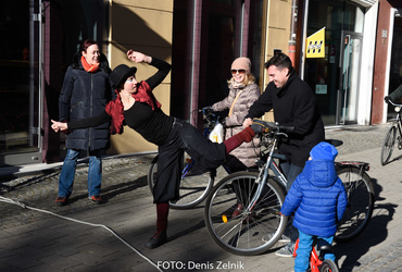 Ana Mrzla: Pogumno naprej <em>Foto: Denis Zelnik</em>