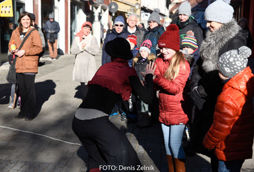 Ana Mrzla: Pogumno naprej <em>Foto: Denis Zelnik</em>