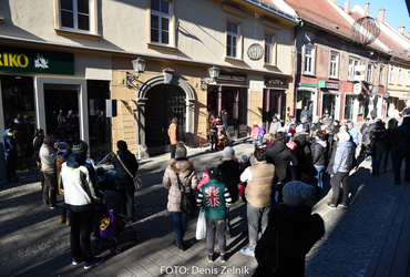 Ana Mrzla: Pogumno naprej <em>Foto: Denis Zelnik</em>