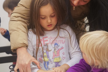 Knedl in škrat Bobek & ustvarjalnice <em>Foto: Boštjan Vertuš</em>