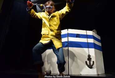 Riba (Teater PolPet) <em>Foto: ©Denis Zelnik</em>