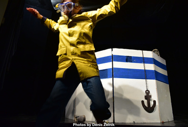 Riba (Teater PolPet) <em>Foto: ©Denis Zelnik</em>