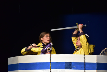 Riba (Teater PolPet) <em>Foto: ©Denis Zelnik</em>