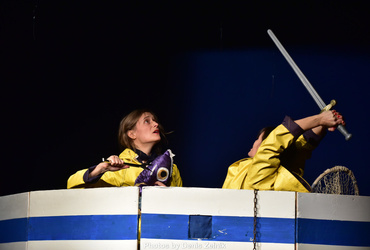 Riba (Teater PolPet) <em>Foto: ©Denis Zelnik</em>