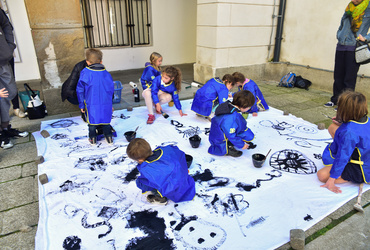 Mesto riše! <em>Foto: ©Denis Zelnik za Hiša! </em>