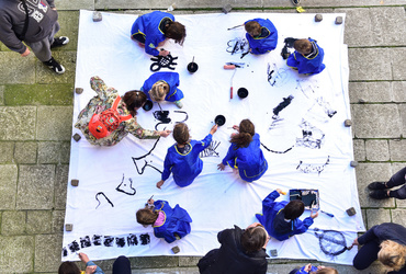 Mesto riše! <em>Foto: ©Denis Zelnik za Hiša! </em>