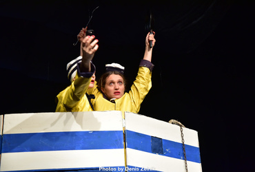 Riba (Teater PolPet) <em>Foto: ©Denis Zelnik</em>