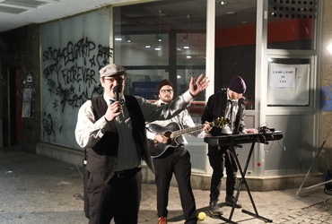 Ana Mrzla: Ala kart <em>Foto: Denis Zelnik</em>