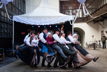 Sprehod v preteklost in v pravljični svet <em>Foto: ©Dejan Bulut za Narodni dom Maribor</em>
