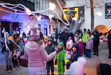 Sprehod v preteklost in v pravljični svet <em>Foto: ©Dejan Bulut za Narodni dom Maribor</em>