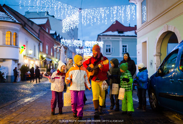 Sprehod v preteklost in v pravljični svet <em>Foto: ©Dejan Bulut za Narodni dom Maribor</em>