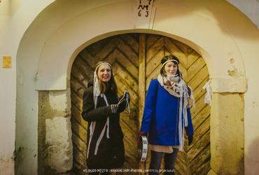 Sprehod v preteklost in v pravljični svet <em>Foto: ©Dejan Bulut za Narodni dom Maribor</em>