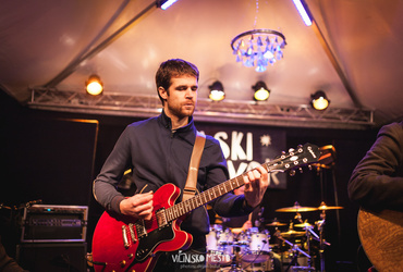 Visoko v nebo! <em>Foto: ©Dejan Bulut za Narodni dom Maribor</em>